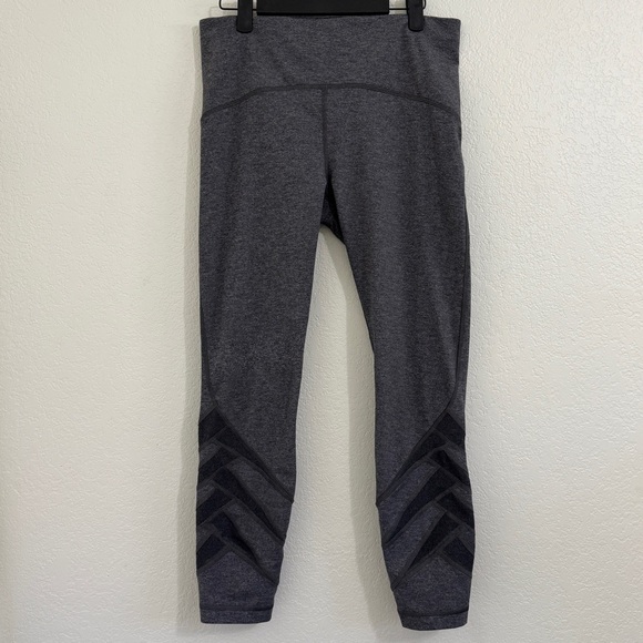 Lululemon Athletica Motionful‎ Leggings Size 10 Heathered Black 27” inseam - Picture 3 of 8